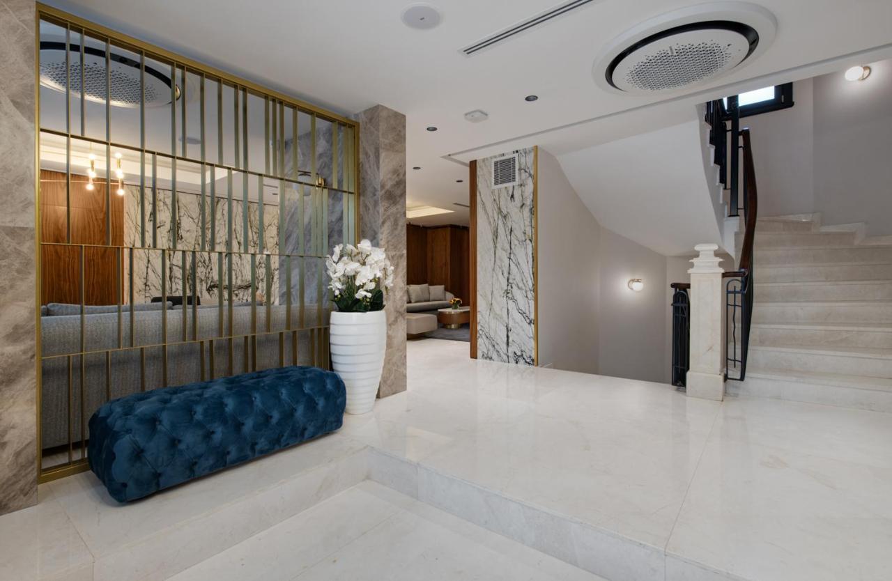 Gleam Collection Hotel Istanbul Exterior photo Interior of the hotel