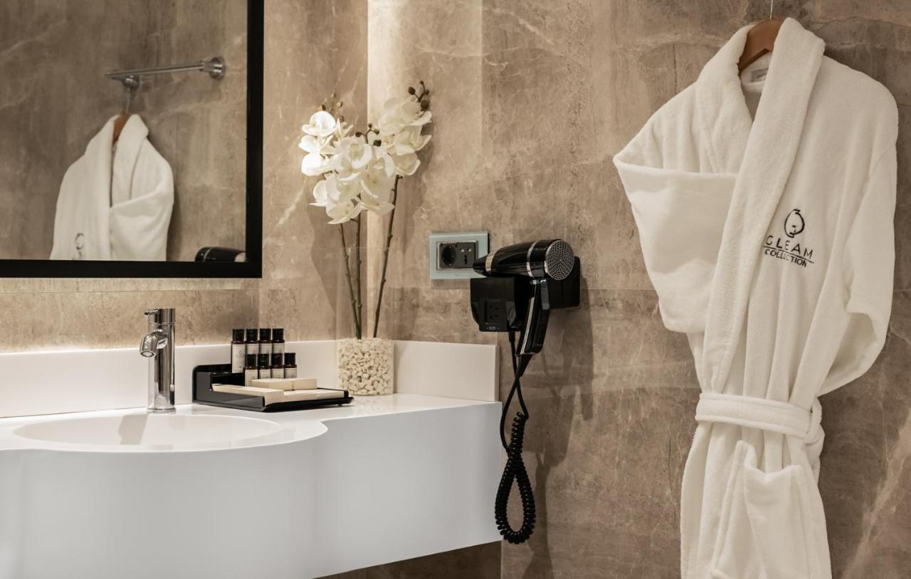Gleam Collection Hotel Istanbul Exterior photo Bathroom